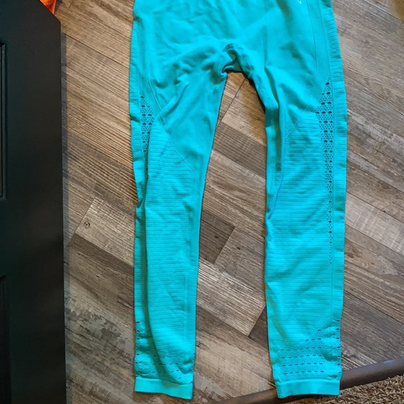 Gymshark leggings - Picture 2 of 4